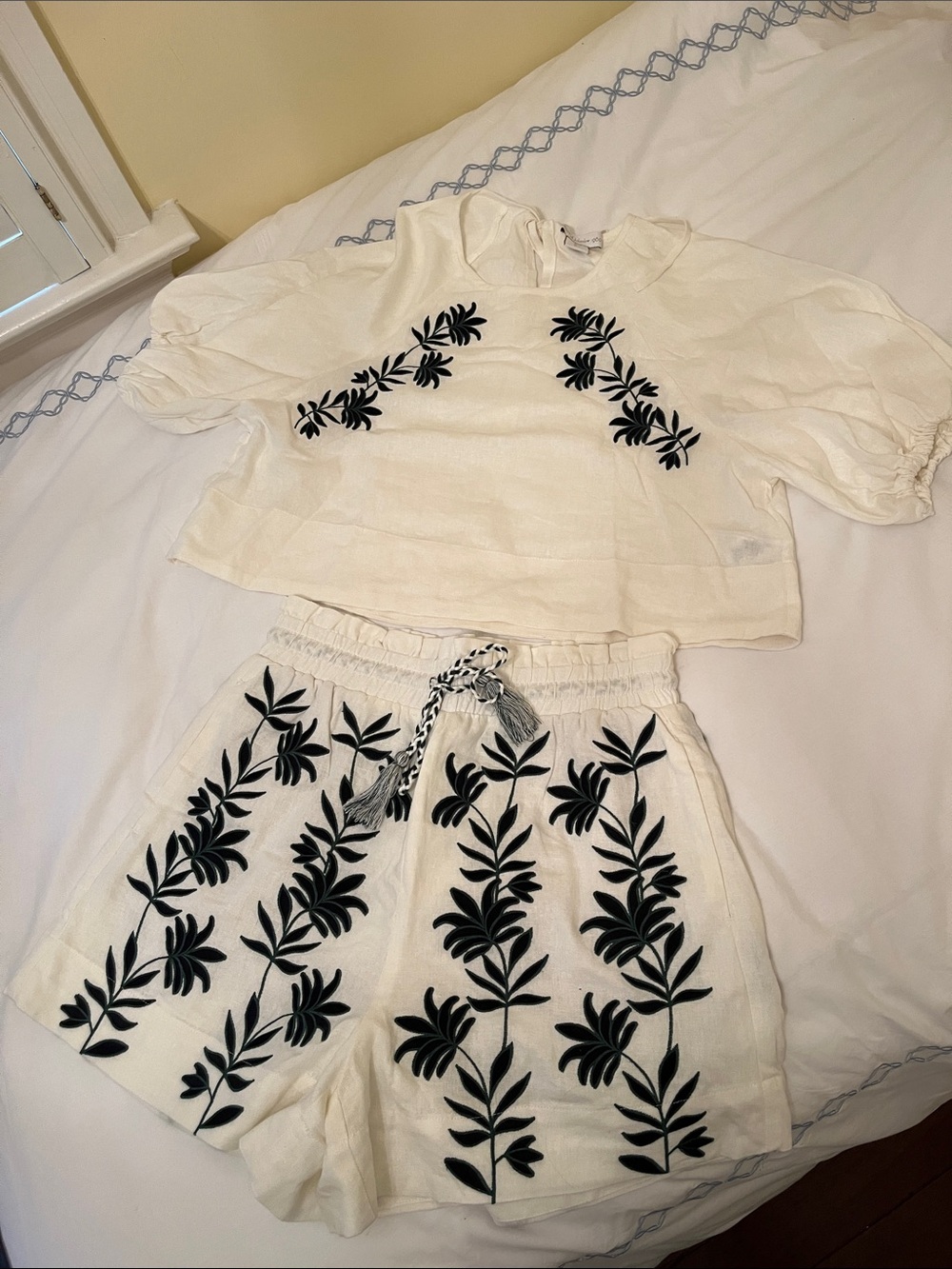 House of Harlow 1960 Linen Palm Tree Matching Shorts Set Size Small